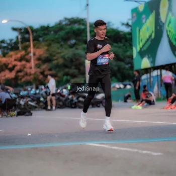 Runner Photo 3808242