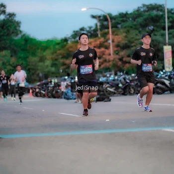 Runner Photo 3808295