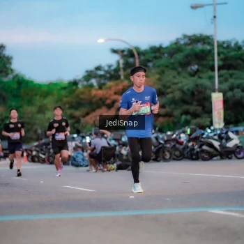 Runner Photo 3808297