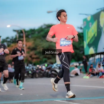 Runner Photo 3808343