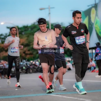 Runner Photo 3808393