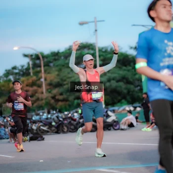 Runner Photo 3808414