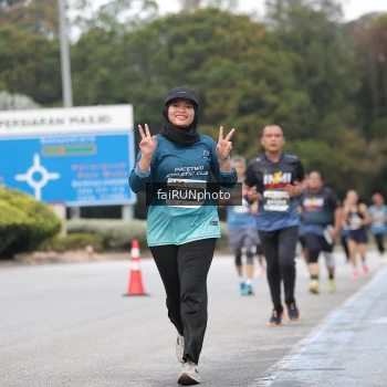 Runner Photo 3808422