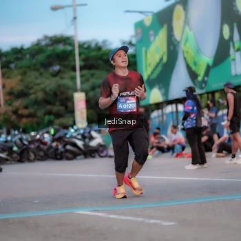 Runner Photo 3808453