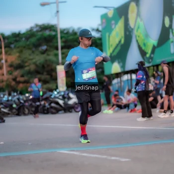 Runner Photo 3808455