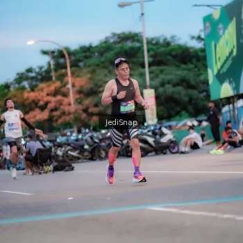 Runner Photo 3808459