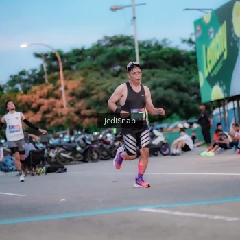 Runner Photo 3808466