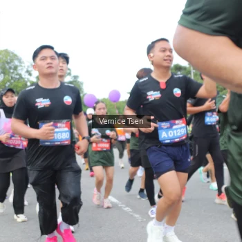 Runner Photo 3808491