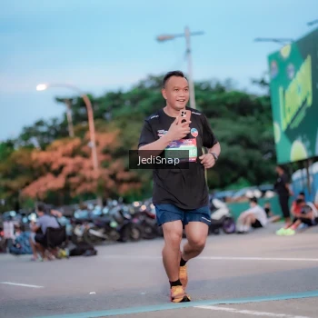 Runner Photo 3808493