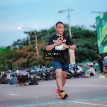 Runner Photo 3808494