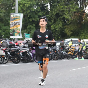 Runner Photo 3808500