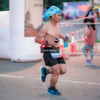 Runner Photo 3808573