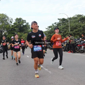 Runner Photo 3808588