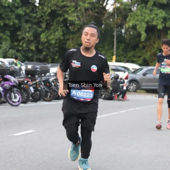 Runner Photo 3808638