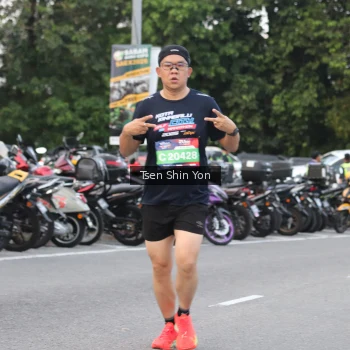 Runner Photo 3808639