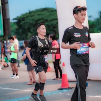 Runner Photo 3808651