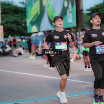 Runner Photo 3808695