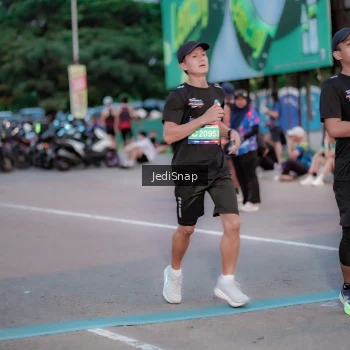 Runner Photo 3808696