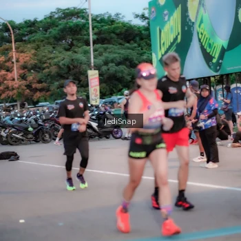 Runner Photo 3808717