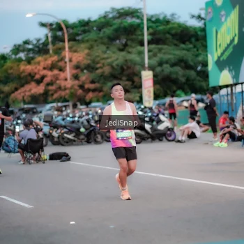 Runner Photo 3808736