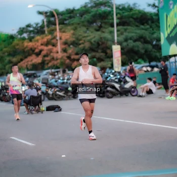 Runner Photo 3808745