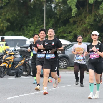 Runner Photo 3808767