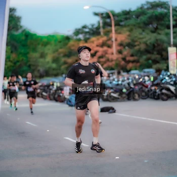 Runner Photo 3808768