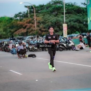 Runner Photo 3808770