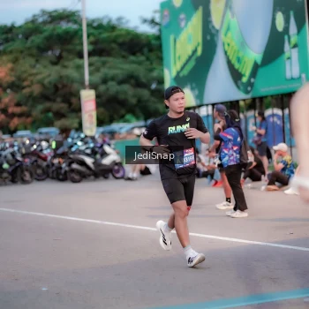 Runner Photo 3808798