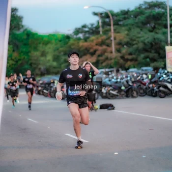 Runner Photo 3808805