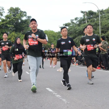Runner Photo 3808806