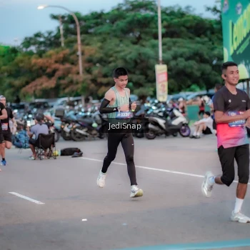 Runner Photo 3808858
