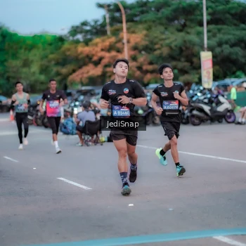 Runner Photo 3808865