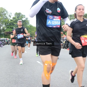 Runner Photo 3808933