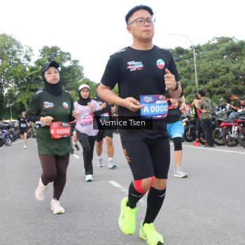 Runner Photo 3808951