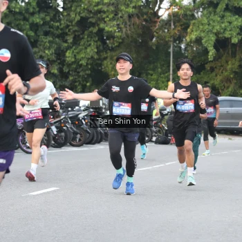 Runner Photo 3808961