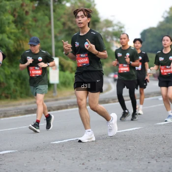 Runner Photo 3809033