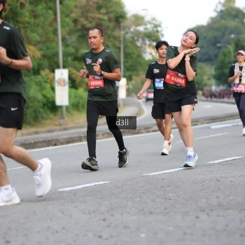 Runner Photo 3809040