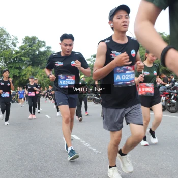 Runner Photo 3809086