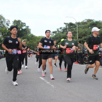 Runner Photo 3809116