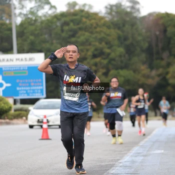 Runner Photo 3809124