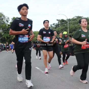 Runner Photo 3809125