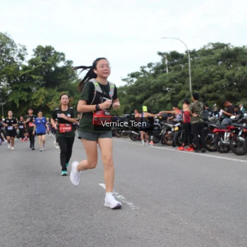 Runner Photo 3809146
