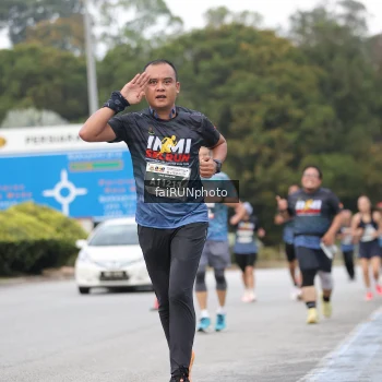 Runner Photo 3809169