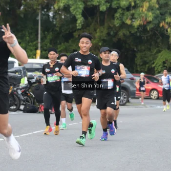 Runner Photo 3809188