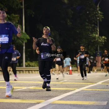 Runner Photo 3809214
