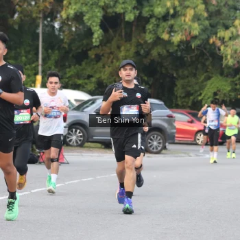 Runner Photo 3809219