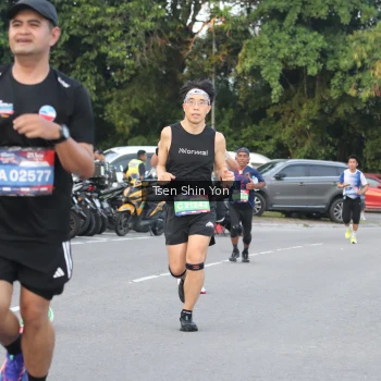 Runner Photo 3809313