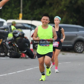 Runner Photo 3809358