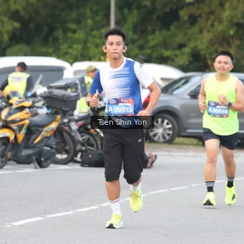 Runner Photo 3809373